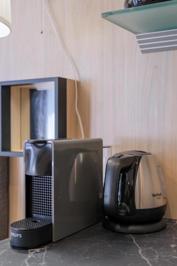 Les Suites D'Alienor-Suite Acanthe ペサック エクステリア 写真