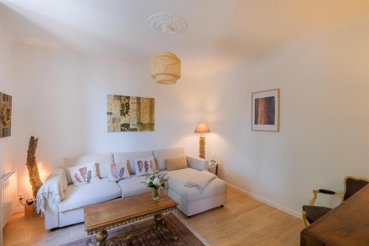 Les Suites D'Alienor-Suite Acanthe ペサック エクステリア 写真